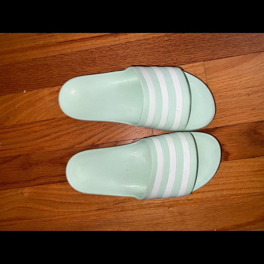 Adilette Adidas slides